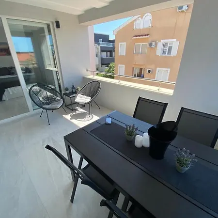 Diva Sunset Apartment Novalja Exterior photo